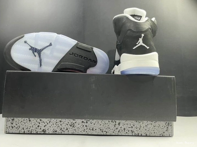 Kicked Out Shoe Store OREO AIR CT4838-011 JORDAN 5 0812